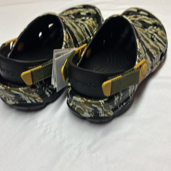 CROCs Camo - Black, Green, Tan - Picture 4 of 5